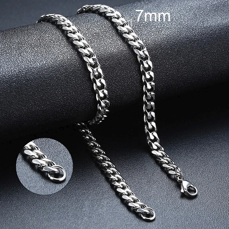 Stunning Cuban Chain Necklace - Unisex Stainless Steel Curb Link Choker in Vintage Gold Finish